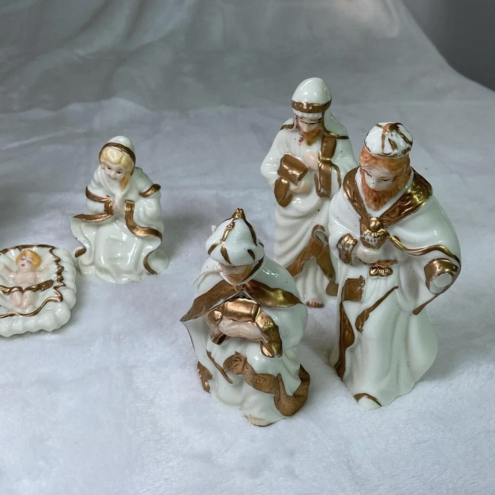 VTG White Gold Porcelain Nativity Set 10 Piece Christmas Manger Holy Family see